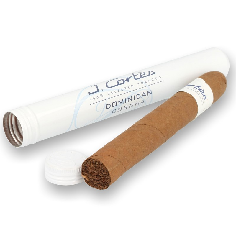 J.Cortes Dominican Corona