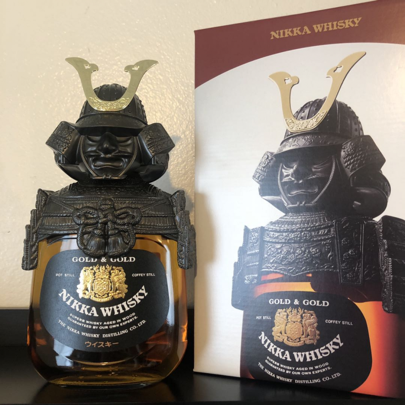Nikka Whisky Gold&Gold Samurai 0,7  43% w kartoniku