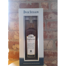 Wódka starzona w beczce...