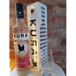 Wódka Kura w kartoniku...
